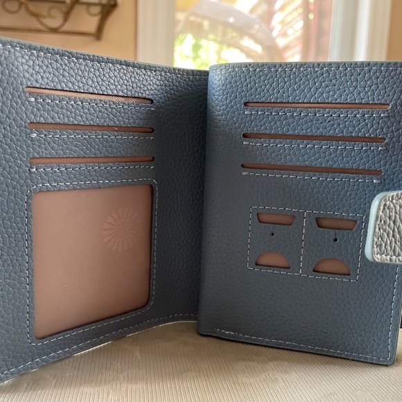 Leather Purse & Wallet - Picture 5 of 11
